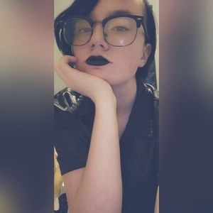 Meet your Posher, Zoē